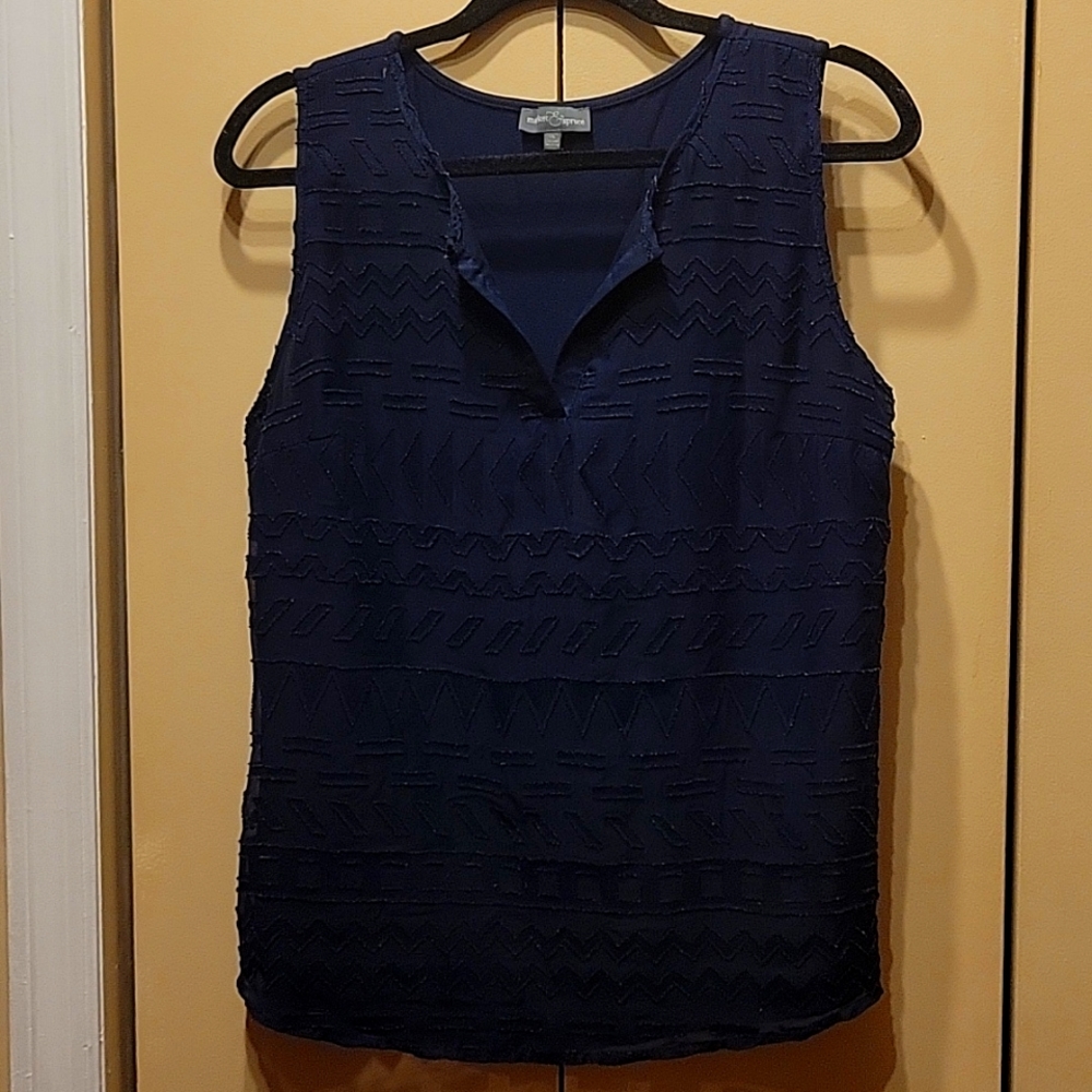 Women's sleeveless blouse